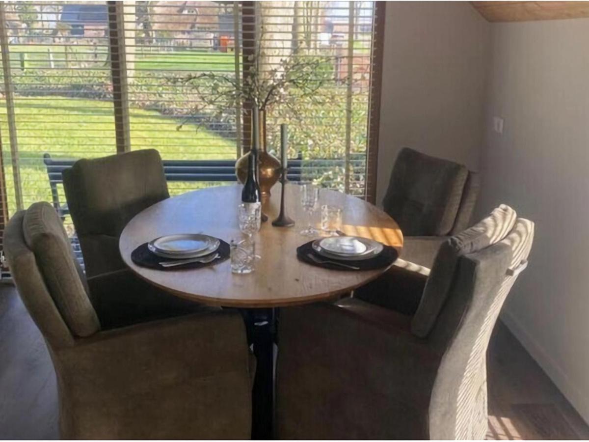 Holiday Home Heeresteeg In Nieuwleusen With Garden De Meele Екстериор снимка
