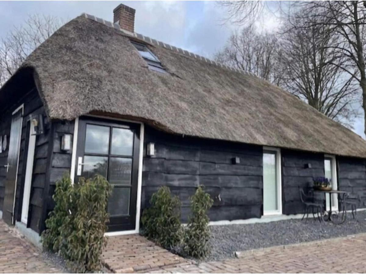 Holiday Home Heeresteeg In Nieuwleusen With Garden De Meele Екстериор снимка
